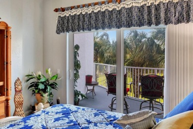 LUXURY AND SOPHISTICATION sing loudly in this coastally