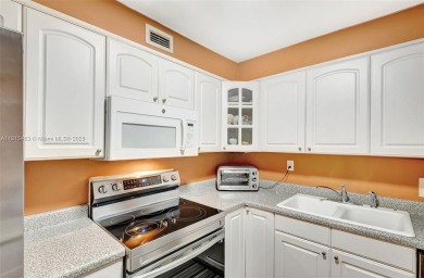 Bright and Spacious 2-Bed, 2-Bath Condo with Stunning Sunset