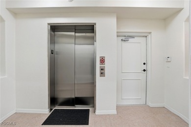 Hidden Gem in PRIME Fort Myers Location!! This Fort Myers condo