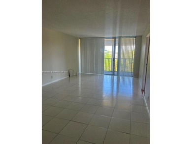 Beautiful 2 beds. 2 baths. condo in active +55 community