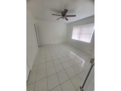 Spacious Fully Renovated 2-Bed/2-Bath Apartment with Lake View -