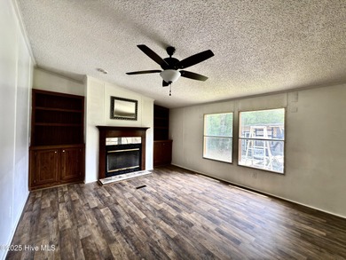 If you're looking for quiet, low maintenance living then look no