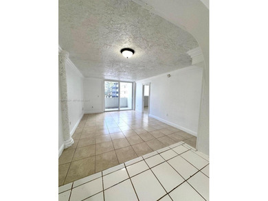 Beautiful apartment in the heart of Hialeah. 2 bedroom, 2