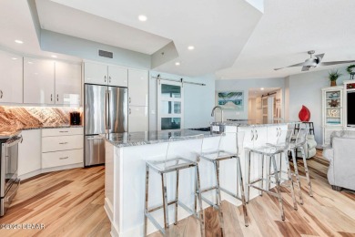 COMPLETELY RENOVATED 3 BED / 3 BATH SKYHOME! Breathtaking views