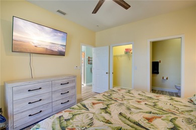 Welcome to your beautiful GULF ACCESS home with Private GUEST