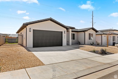 Beautiful 2025 single-level home in scenic Hurricane! Enjoy