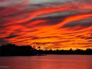 Wonderful SFR Lakefront Living on Lake Alhambra - Western