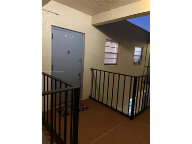 Beautiful Update spacious 2/2 on the 4 Floor, this unit has two
