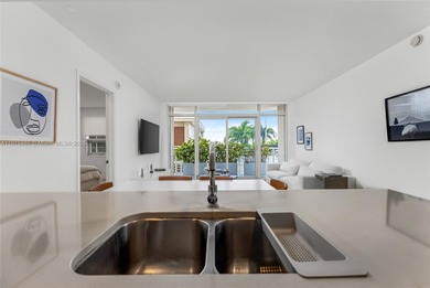 Short term rental allowed.  and  permitted. Fully equipped, 1