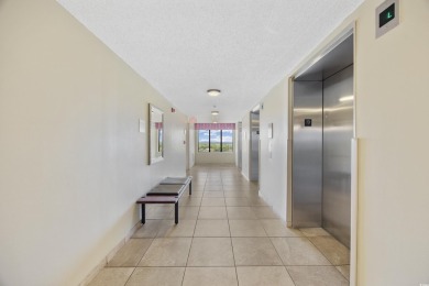 Perched on the 19th floor of the prestigious Anderson Ocean Club