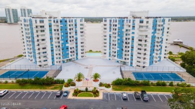 What a meticulously well cared for and renovated 1 bedroom , 2