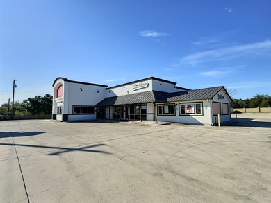 Welcome to a fantastic investment opportunity in a desirable