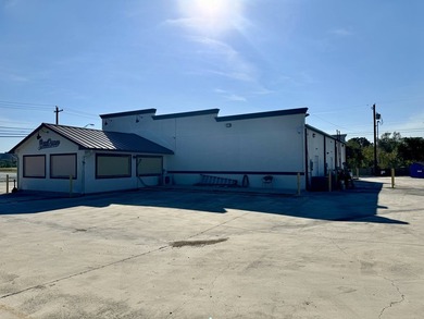 Welcome to a fantastic investment opportunity in a desirable