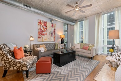 You don't want to miss this beautiful 2 bedroom, 1 bathroom