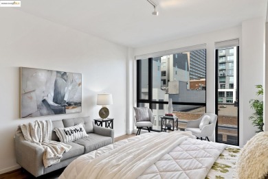 Sleek. Stylish. Smart. Welcome to an elevated studio retreat in