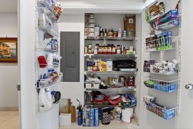 Rarely available Cristelle Cay condo--ready for a quick move-in!