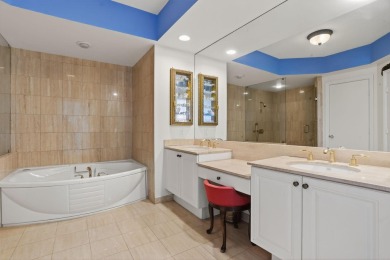 Rarely available Cristelle Cay condo--ready for a quick move-in!