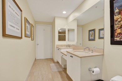 Rarely available Cristelle Cay condo--ready for a quick move-in!