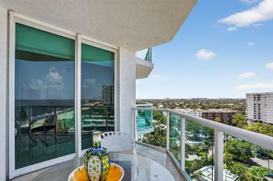 Rarely available Cristelle Cay condo--ready for a quick move-in!