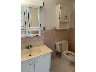 LOCATION LOCATION LOCATION!!!! 1 BEDROOM 1 AND HALF BATHROOM