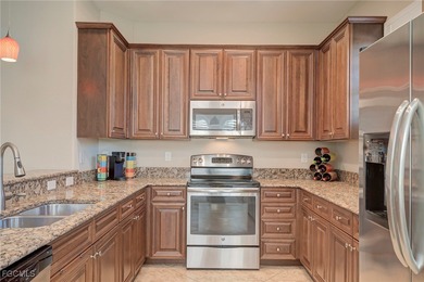 New Listing!!! GORGEOUS!!! & TURNKEY!!! (ground floor unit) SAN