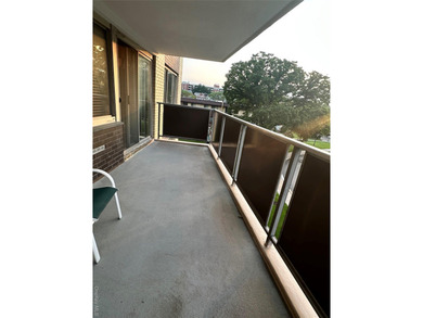 HUGE PRICE REDUCTION! OWNER LISTENING TO ALL OFFERS! Flexible