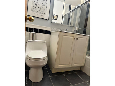 HUGE PRICE REDUCTION! OWNER LISTENING TO ALL OFFERS! Flexible