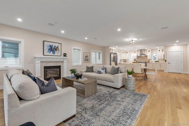 Stunning 5 Bed 4 Bath New Construction In Long Beach! A Coastal