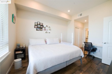 Modern 2BR/2BA on Communications Hill with one of the most