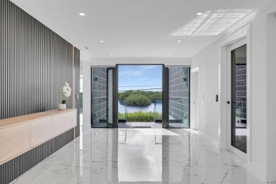 Brand-New Modern Contemporary Waterfront Residence in Key Largo