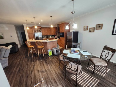 PRICE REDUCED! 55+/2020/3BD2BA/1624SQ/LIKE NEW/SNOBIRD