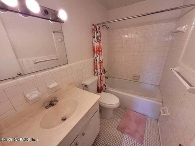 Beautiful 3BR/2BA Southside Condo with Pool & Creek Views! Enjoy