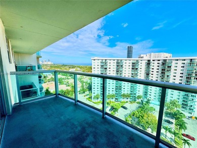 Prime Sunny Isles location! Spacious 1 bed, 1 bath condo with