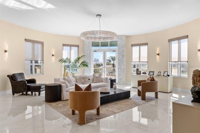 We are proud to present unit 405 in the Plaza on Harbour Island