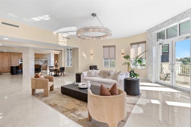 We are proud to present unit 405 in the Plaza on Harbour Island