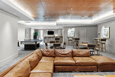 We are proud to present unit 405 in the Plaza on Harbour Island