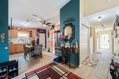 Welcome to 2984 Lincoln Blvd, Fort Myers, FL 33916! You'll feel