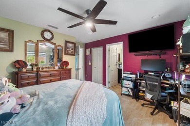 Welcome to 2984 Lincoln Blvd, Fort Myers, FL 33916! You'll feel