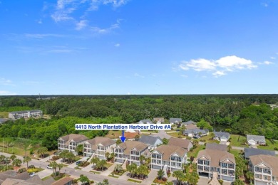 Enjoy the stunning Intracoastal Waterway (ICW) view from the