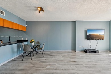 Experience 42nd-floor living with stunning, unobstructed views