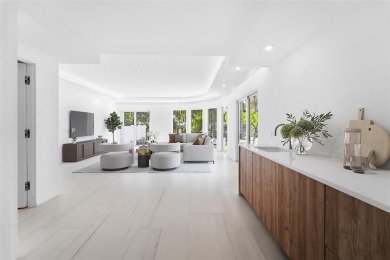 NEW WATERFRONT TOWNHOME situated in Ft. Lauderdale's Las Olas