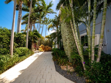 Experience breathtaking 180-degree, unobstructed views of the