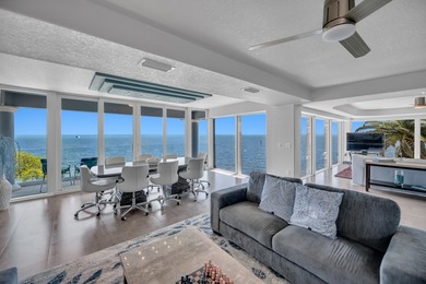 Experience breathtaking 180-degree, unobstructed views of the