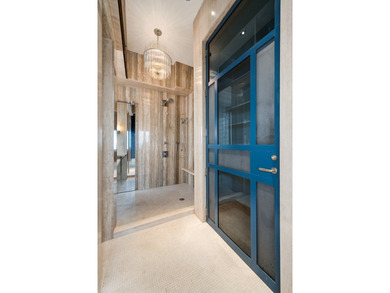 Dramatic 2 story full floor Penthouse with 1500 square foot