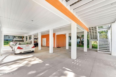 This is the beach home & or rental property you've been looking