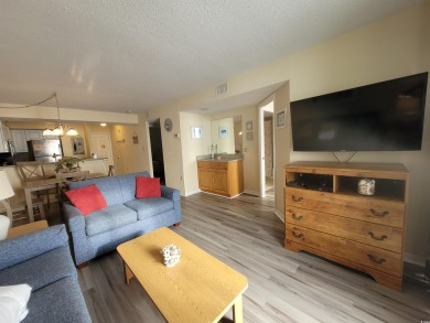 SBC UNIT# 920 : This 9th-floor oceanfront condo located in the