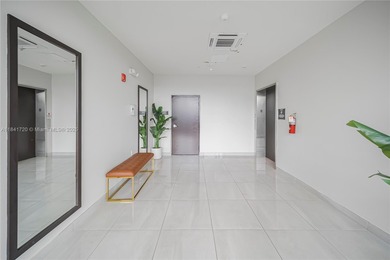 OWNER MOTIVATED. This 1B/1B apartment in Urbana, Downtown Doral