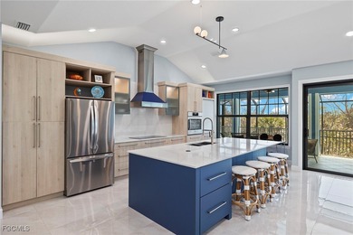 Birder's Paradise on Sanibel Island! Nestled at the tranquil