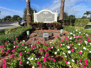 Impressive Lake view condo 2-Bed / 2 Full Bath. Welcome to your
