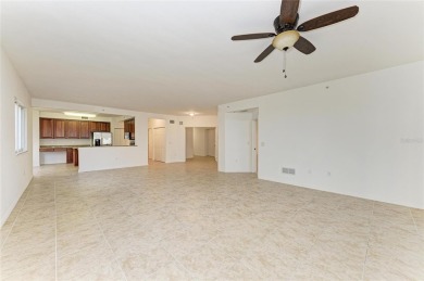 This spacious 3RD floor *END UNIT* offering UNOBSTRUCTED